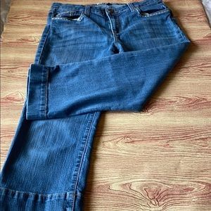 Kut from the Kloth caprice, size 10. Light blue